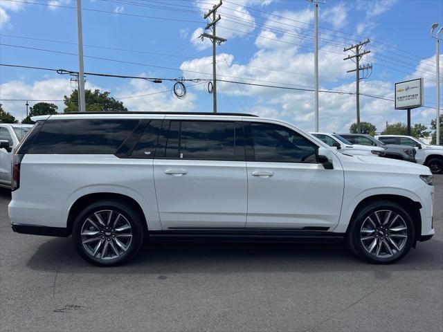 used 2022 Cadillac Escalade ESV car, priced at $87,900