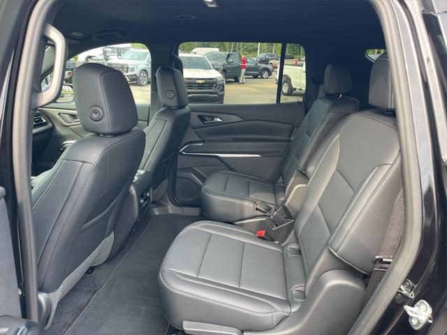 used 2024 Chevrolet Traverse car, priced at $39,280