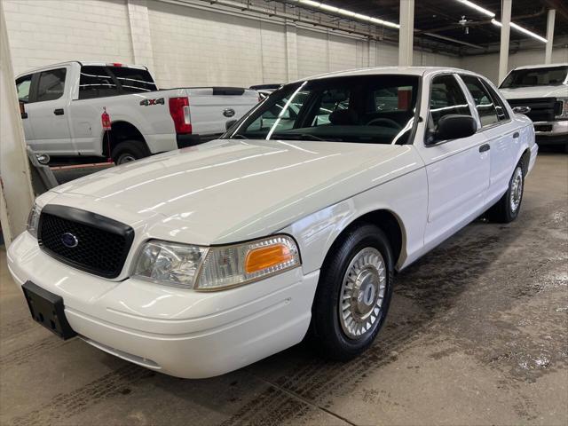 used 2002 Ford Crown Victoria car, priced at $5,450