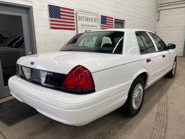 used 2002 Ford Crown Victoria car, priced at $5,450