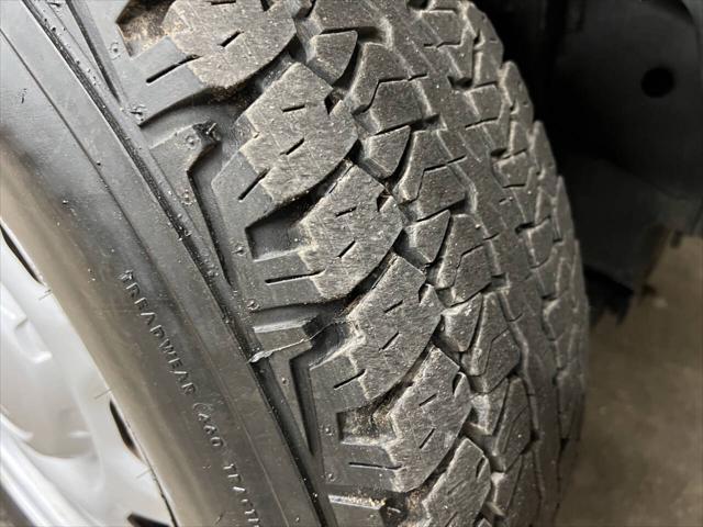 used 2009 Ford F-150 car, priced at $10,950