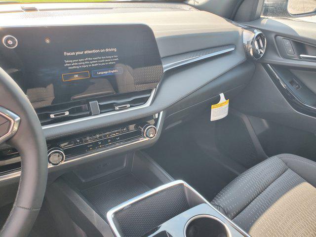 new 2025 Chevrolet Equinox car, priced at $27,888