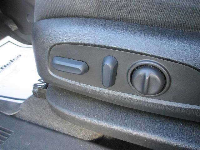 used 2023 Chevrolet Equinox car, priced at $22,637