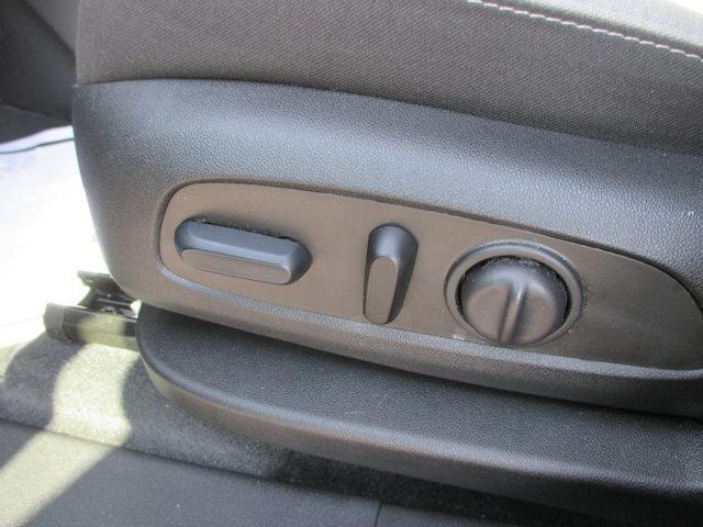 used 2024 Chevrolet Equinox car, priced at $23,101