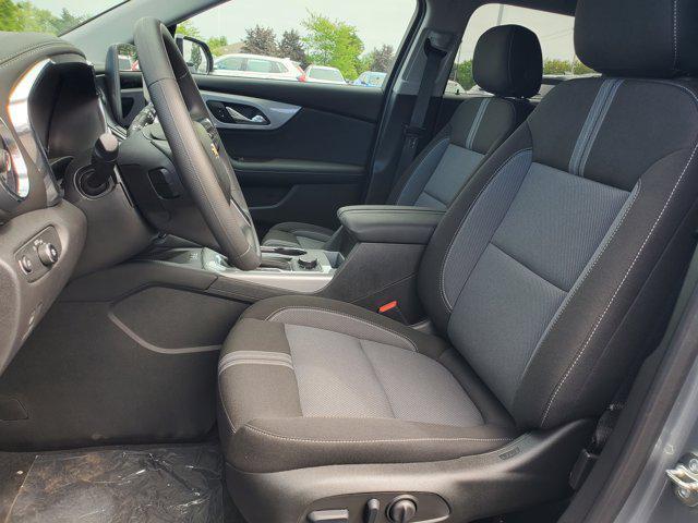 new 2025 Chevrolet Blazer car, priced at $35,072