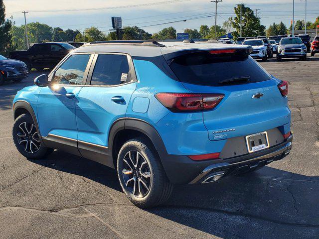 new 2025 Chevrolet TrailBlazer car, priced at $29,182