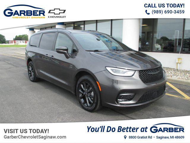 used 2021 Chrysler Pacifica car, priced at $29,922