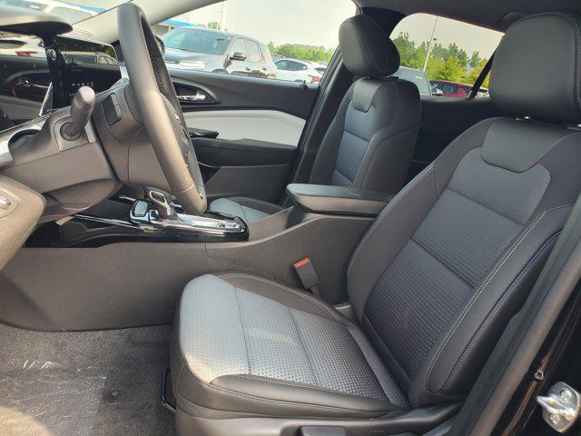 new 2025 Chevrolet Trax car, priced at $23,222