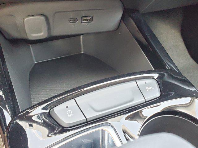 new 2025 Chevrolet Trax car, priced at $23,222