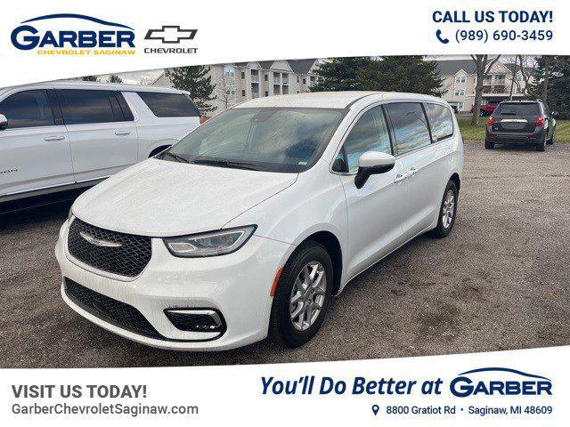 used 2023 Chrysler Pacifica car, priced at $28,964