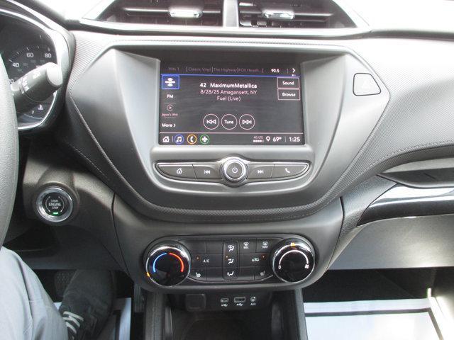 used 2023 Chevrolet TrailBlazer car, priced at $23,414