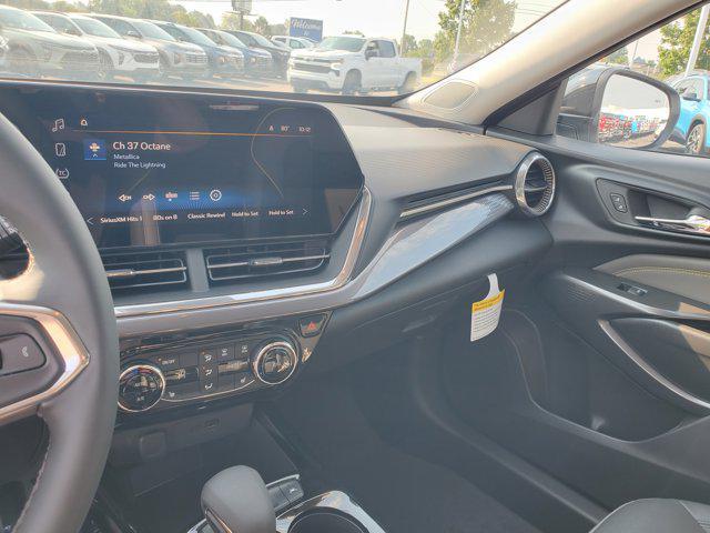 new 2025 Chevrolet Trax car, priced at $25,063