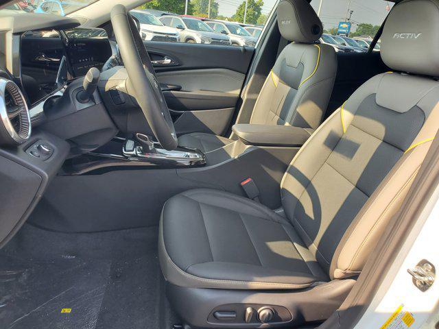 new 2025 Chevrolet Trax car, priced at $25,063