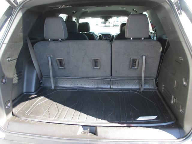 used 2023 Chevrolet Traverse car, priced at $32,987