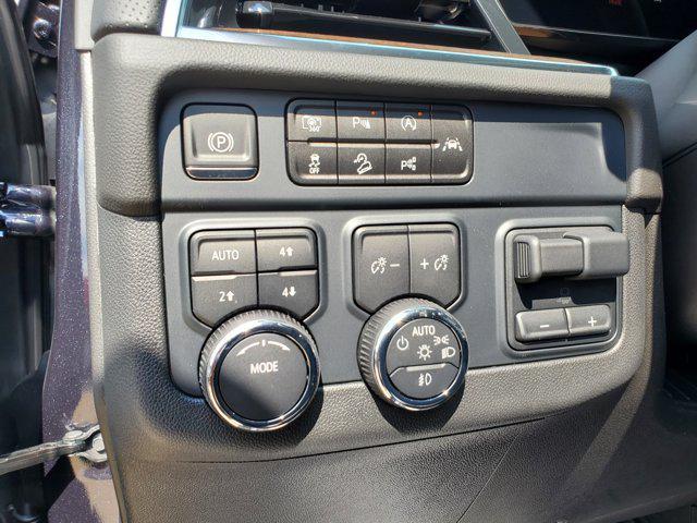 new 2025 Chevrolet Suburban car, priced at $81,915