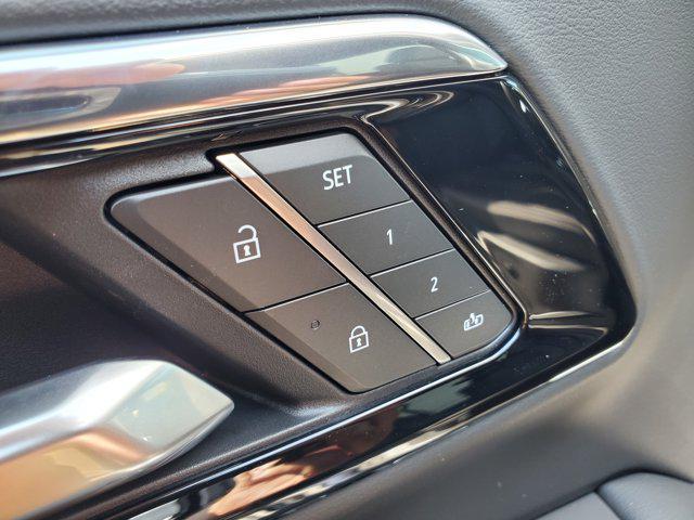 new 2025 Chevrolet Suburban car, priced at $81,915