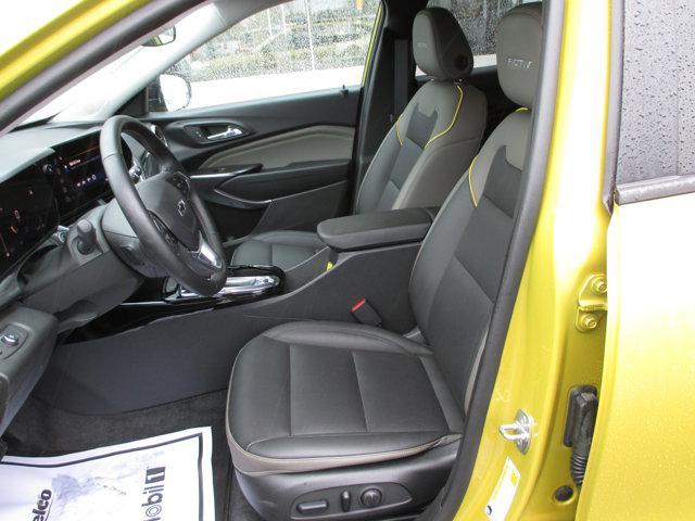 used 2024 Chevrolet Trax car, priced at $25,516