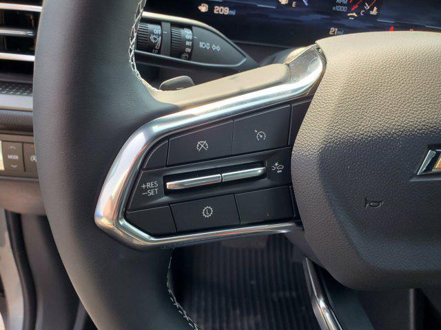 new 2025 Chevrolet Traverse car, priced at $39,559