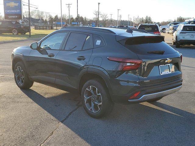 new 2025 Chevrolet Trax car, priced at $23,432