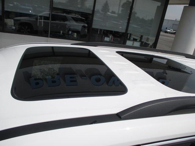 used 2023 Chevrolet Traverse car, priced at $35,987