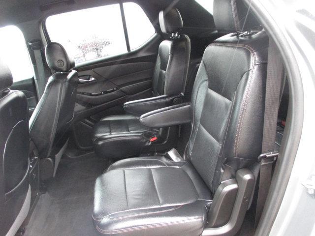 used 2023 Chevrolet Traverse car, priced at $26,161