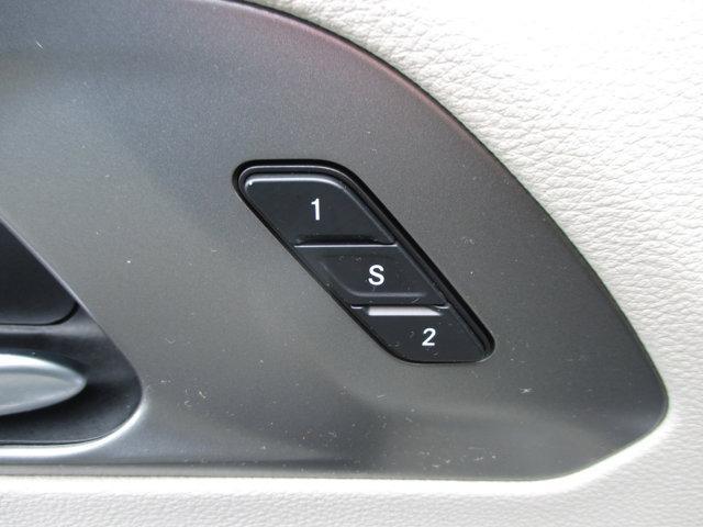 used 2022 Chrysler Pacifica Hybrid car, priced at $28,529