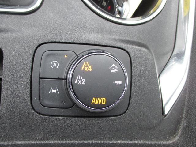 used 2023 Chevrolet Traverse car, priced at $34,660