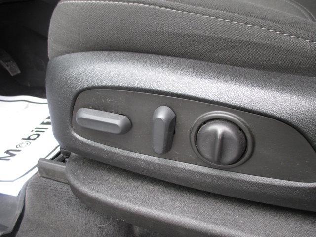 used 2023 Chevrolet Traverse car, priced at $34,660
