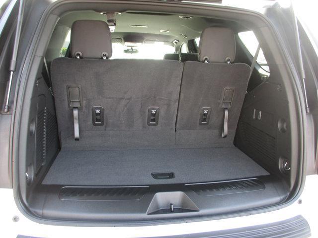 used 2024 GMC Yukon car, priced at $61,998