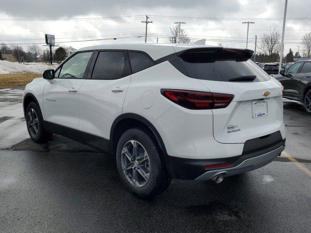 new 2025 Chevrolet Blazer car, priced at $33,116