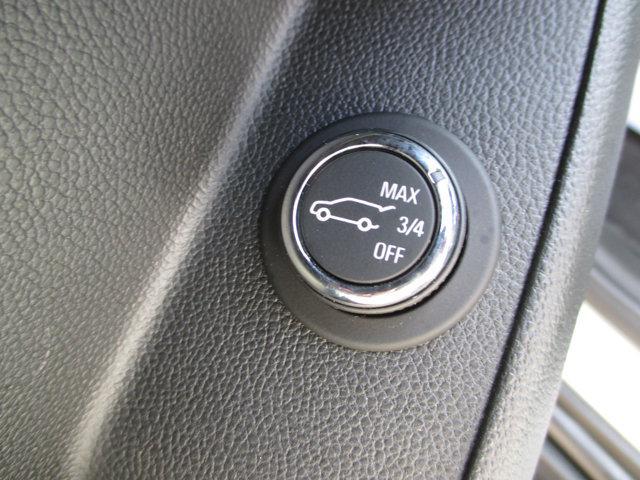 used 2022 Chevrolet Traverse car, priced at $29,852