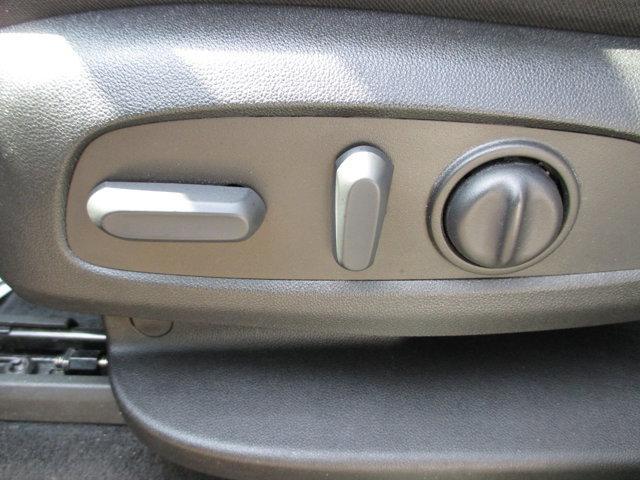 used 2022 Chevrolet Traverse car, priced at $29,852