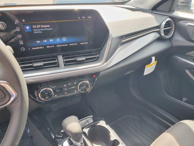 new 2025 Chevrolet Trax car, priced at $25,294