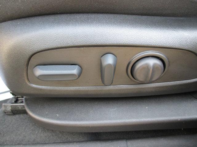 used 2022 Chevrolet Equinox car, priced at $20,956