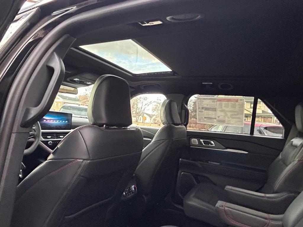 new 2025 Ford Explorer car, priced at $59,888