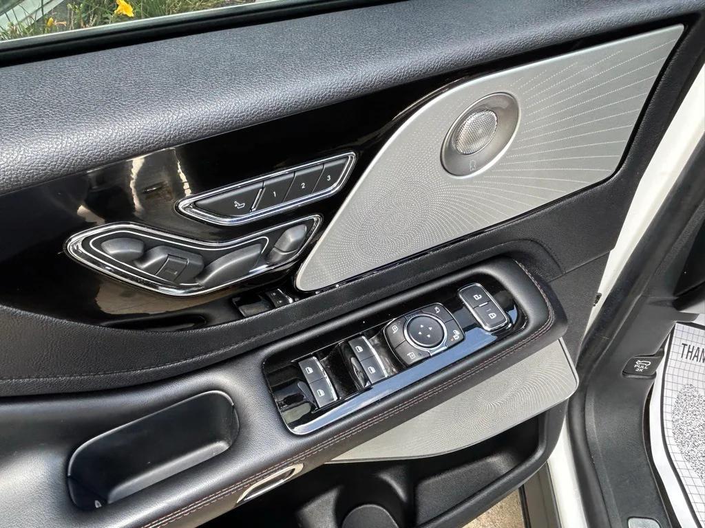 used 2020 Lincoln Aviator car, priced at $30,488