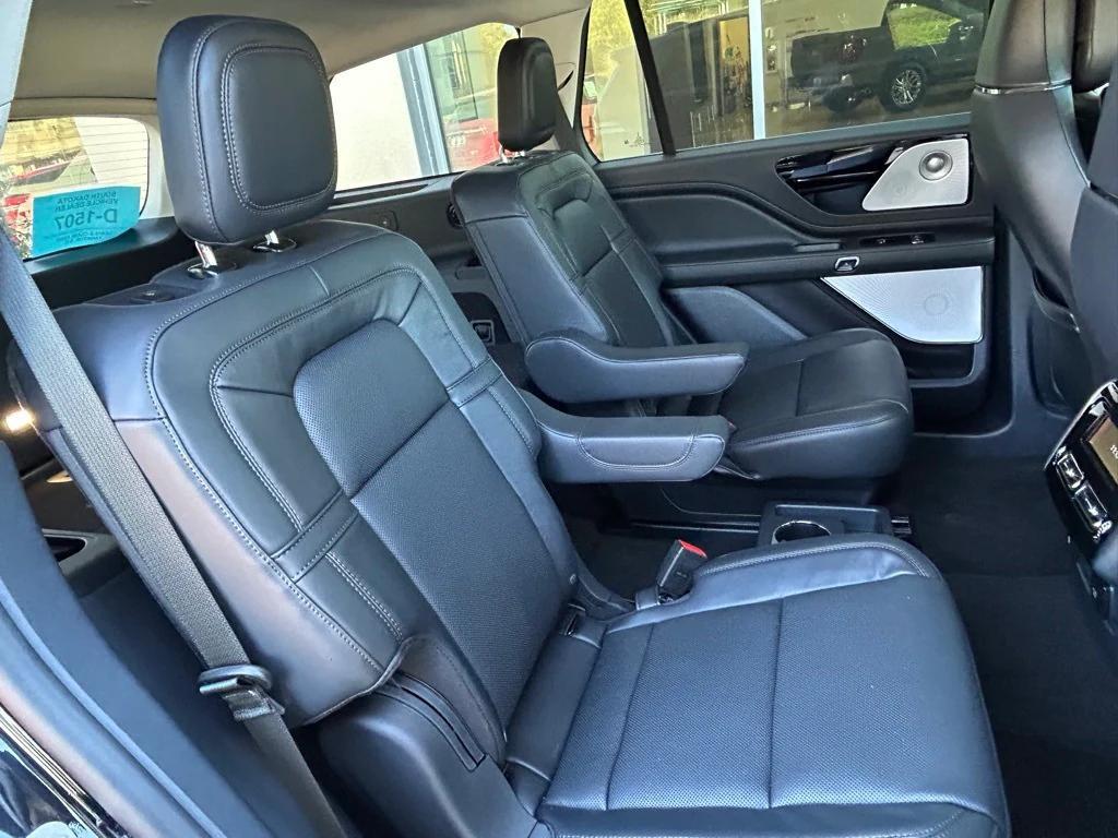 new 2025 Lincoln Aviator car, priced at $78,988