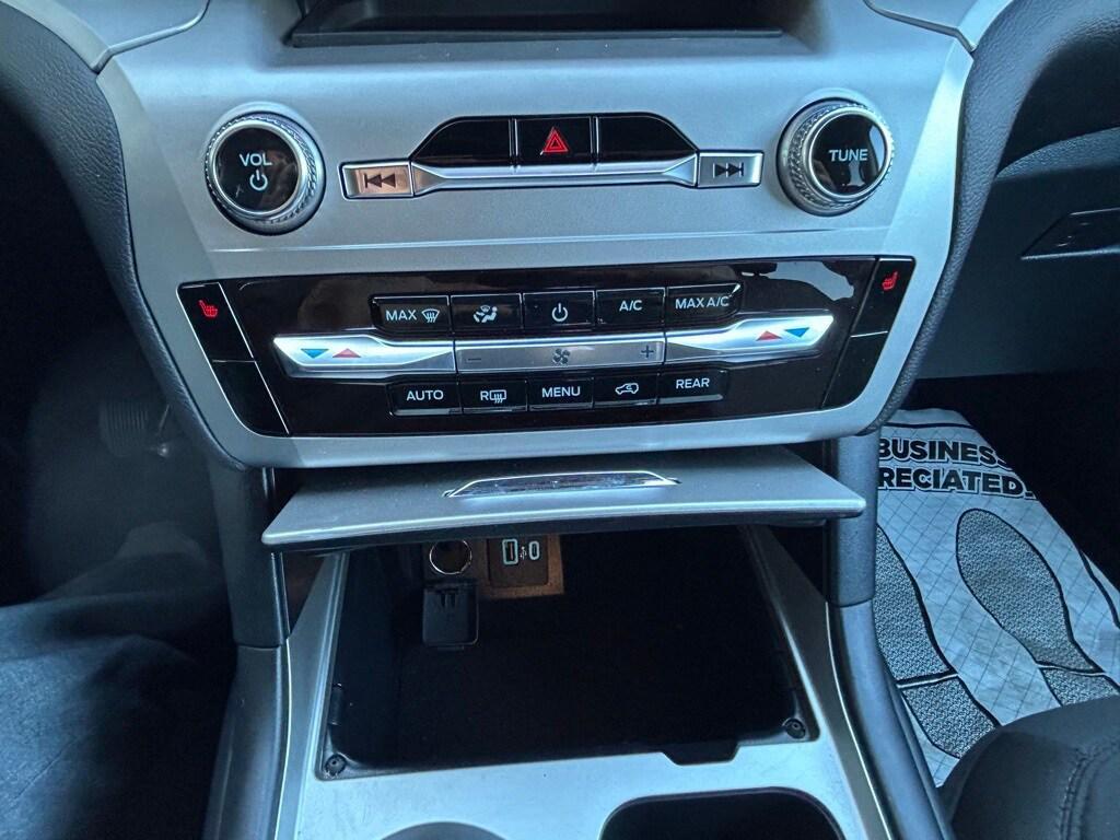 used 2022 Ford Explorer car, priced at $29,988