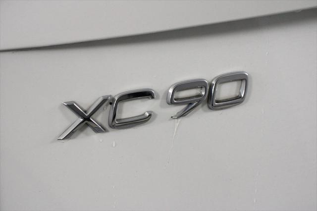 used 2022 Volvo XC90 Recharge Plug-In Hybrid car, priced at $47,995