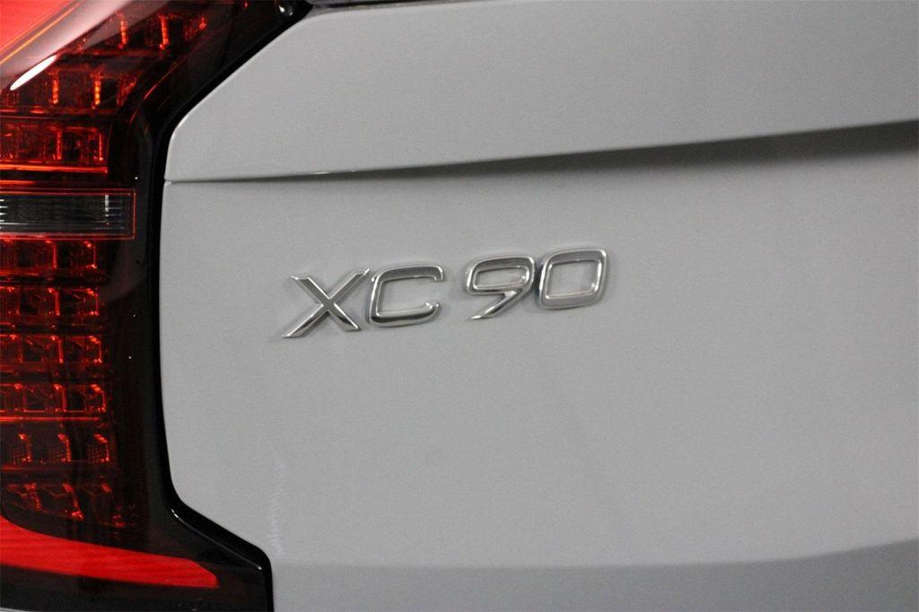 new 2026 Volvo XC90 car, priced at $71,825