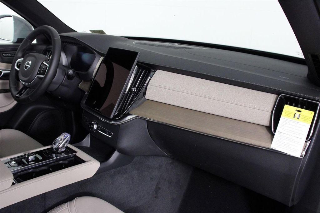 new 2026 Volvo XC90 car, priced at $71,825