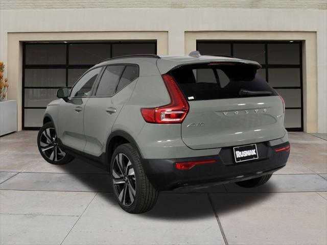 new 2025 Volvo XC40 car, priced at $52,000