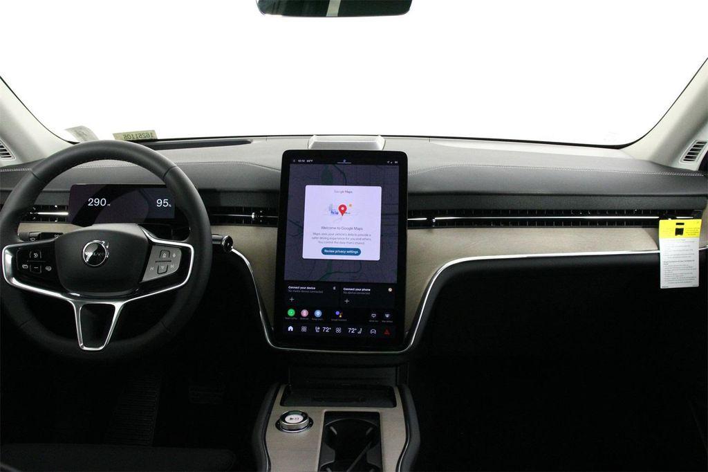 new 2025 Volvo EX90 car, priced at $82,090