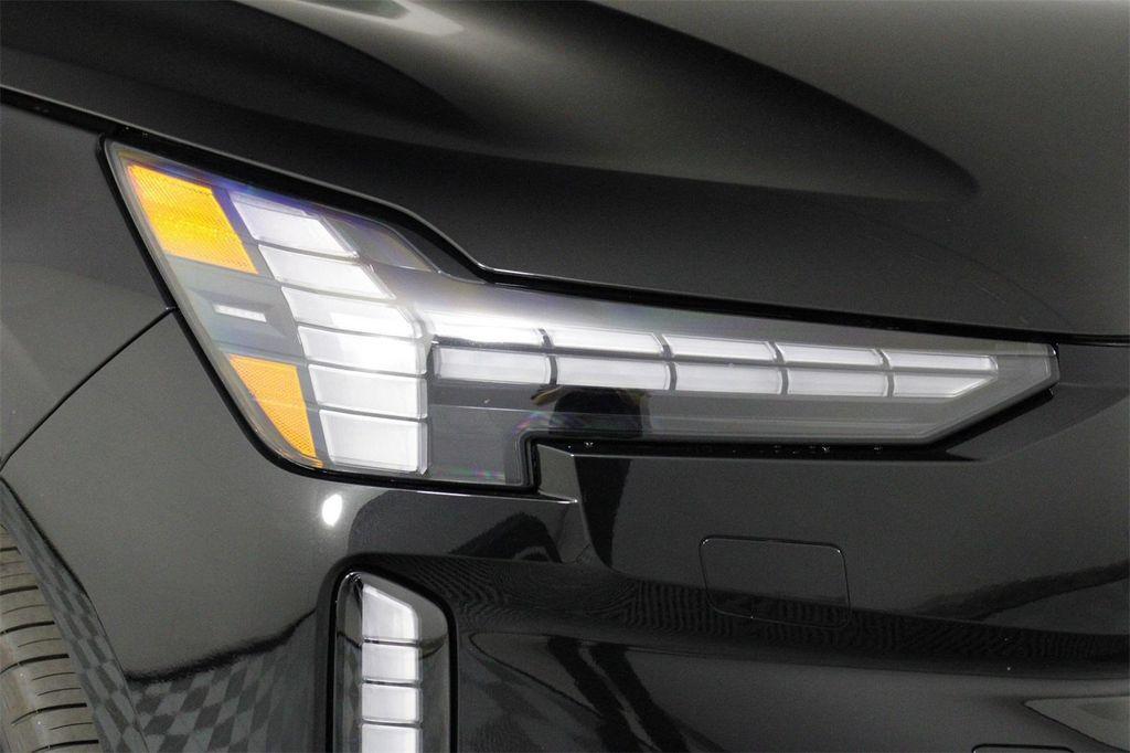 new 2025 Volvo EX90 car, priced at $82,090