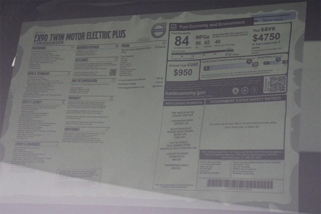 new 2025 Volvo EX90 car, priced at $82,090