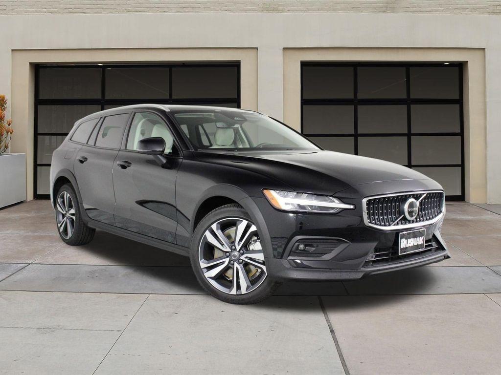 new 2026 Volvo V60 Cross Country car, priced at $57,370