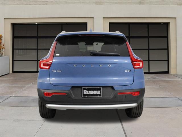 new 2025 Volvo XC40 car, priced at $51,590