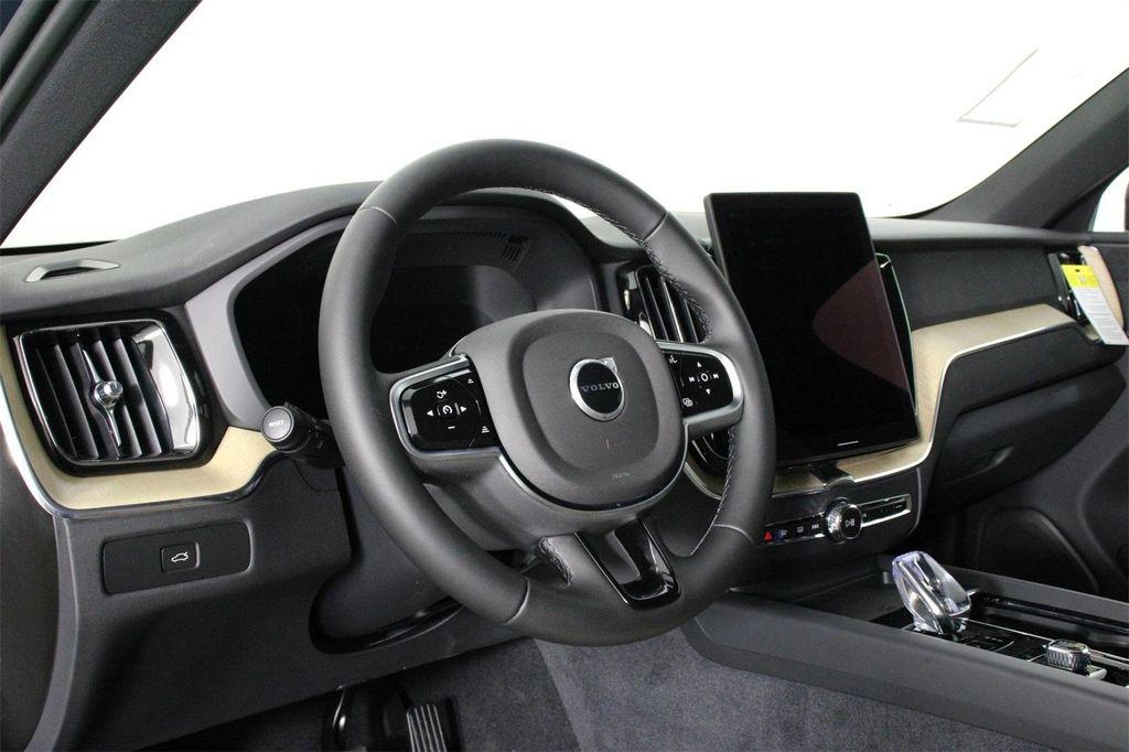 new 2026 Volvo XC60 car, priced at $57,985