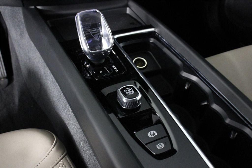 new 2026 Volvo XC60 car, priced at $57,985