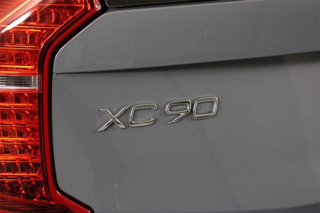 used 2023 Volvo XC90 car, priced at $38,445